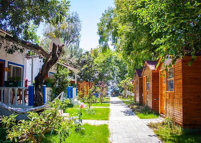 Naz In Antalya 호텔 *