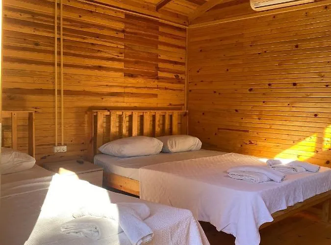 Naz In Antalya 호텔 *