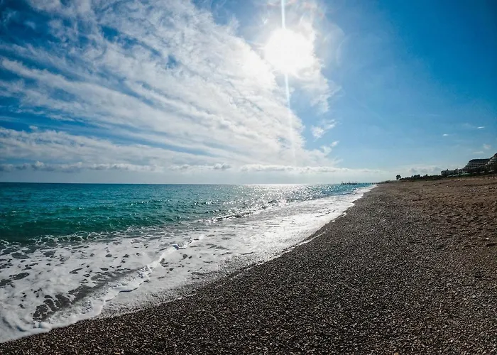 Naz In Antalya 호텔 *